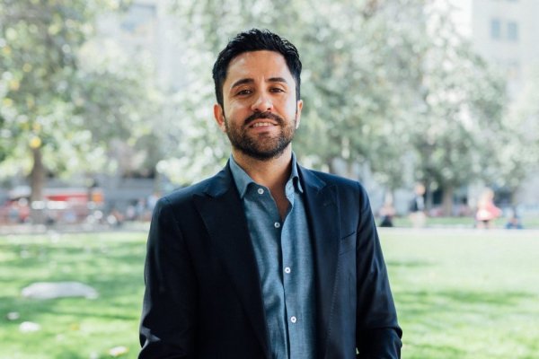 Emilio Maldonado, Pride Connection Chile: “Las empresas están volviendo a invertir en los programas de diversidad e inclusión, porque están asociados a la marca empleadora”