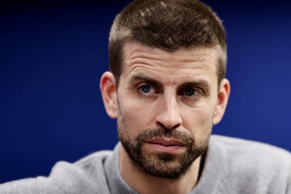 El regulador español sanciona con una millonaria multa a Gerard Piqué por uso de información privilegiada