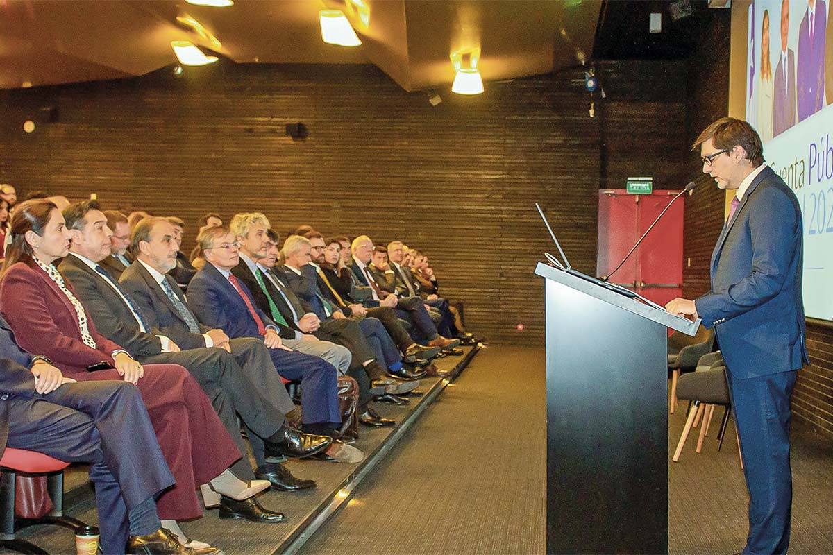 <p>Presidente del TDLC endurece alerta por recortes presupuestarios: "El papel de Chile como referente en materia de competencia en la región se ve reducido"</p>