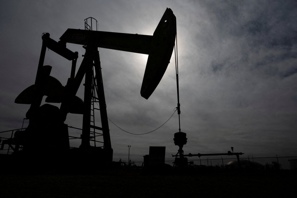 <p>La Agencia Internacional de la Energía (AIE) indica que la guerra ha causado una crisis de suministro de petróleo "sin precedentes". Foto: Reuters</p>