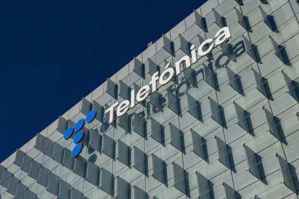 Telefónica pierde más de US$ 480 millones en el primer trimestre por el impacto de la venta de filiales en Chile, Colombia y México
