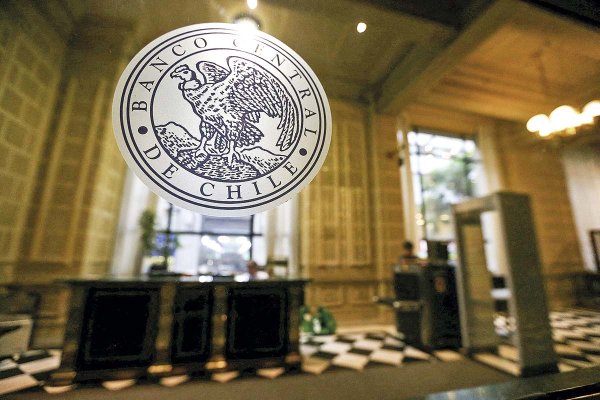 Banco Central aumenta exigencia de capital contracíclico a los bancos de 0,5% a 1% por riesgos globales