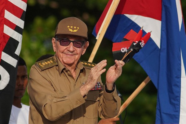Estados Unidos acusa a Raúl Castro de asesinato y escala presión contra La Habana