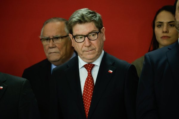 Biministro Mas por sobreestimación de producción en Codelco: "Lo ocurrido es inaceptable"