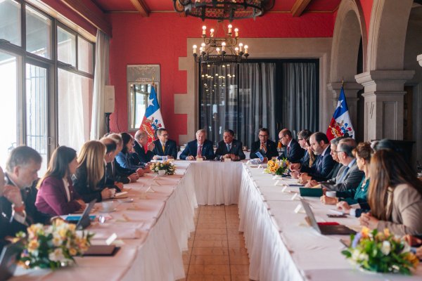 Kast afina prioridades en consejo de gabinete previo a la cuenta pública