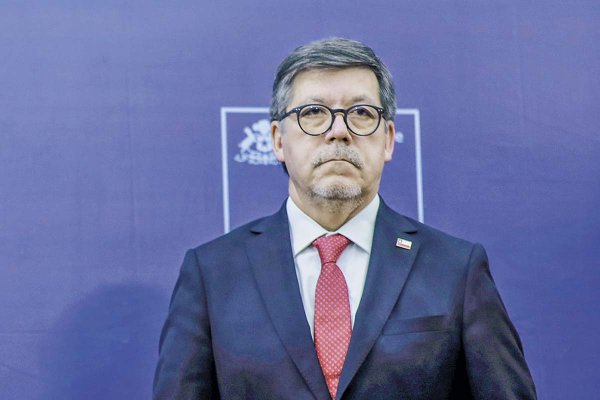 <p>José Pablo Gómez, director de Dipres y denuncia por error en cálculo de deuda: “El Informe de Finanzas Públicas no está acusando a nadie. Lo que hace es corregir una trayectoria”</p>
