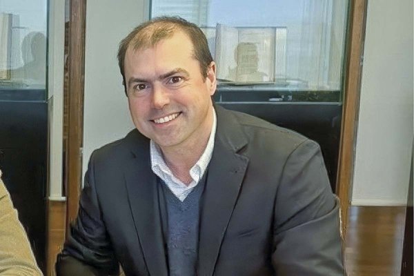 Cristalerías de Chile designa a Cristián Sierra como su nuevo gerente general