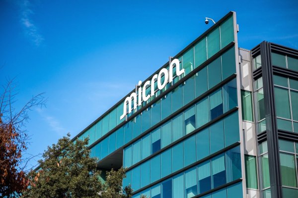 Micron Technology se une al club de empresas de US$ 1 billón, impulsada por auge de los chips de memoria y la IA