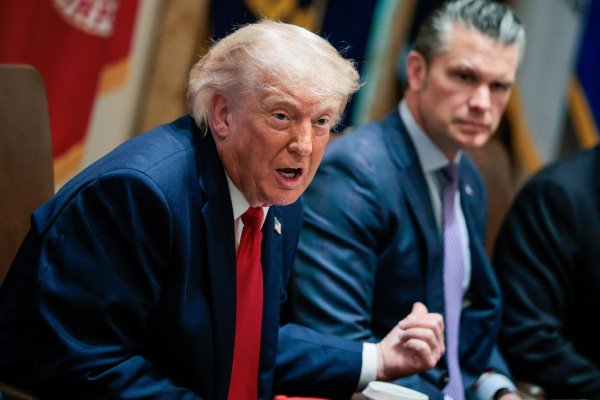 El difícil equilibrio de Trump: negociar con Irán en medio de la presión de los "halcones republicanos"