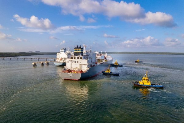 SAAM completa compra de empresas de Intertug que operan en Colombia y México