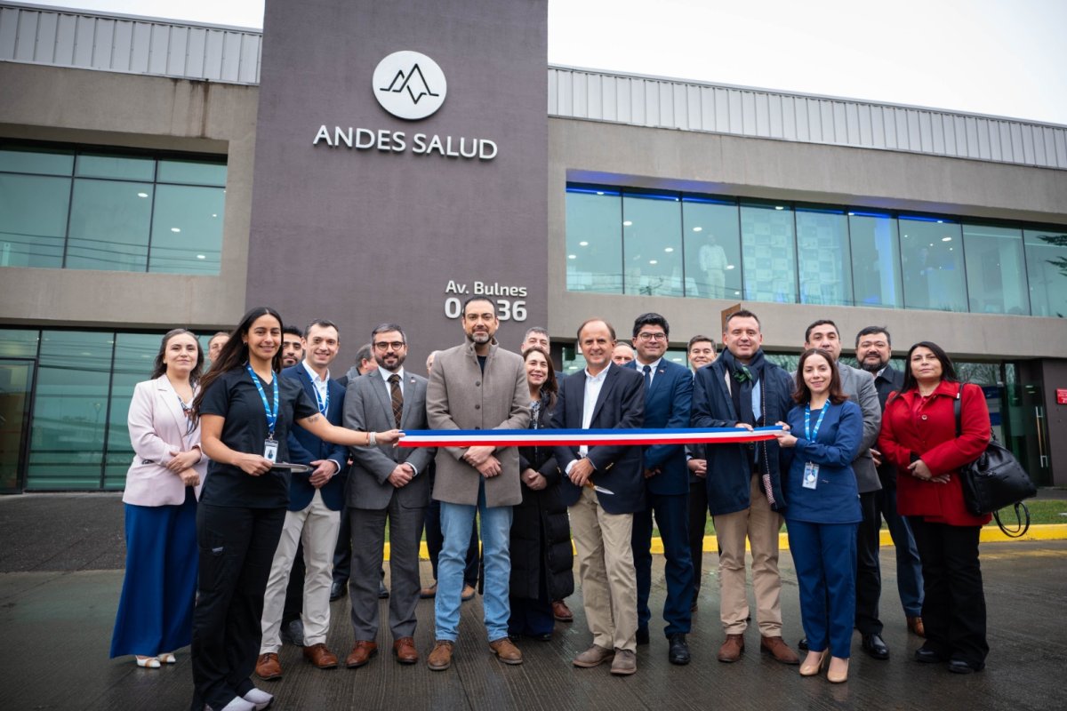 <p>Andes Salud inaugura clínica en Punta Arenas y proyecta expansión en infraestructura para aumentar sus prestaciones de salud</p>