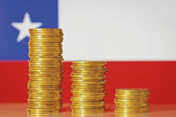<p>Dipres suma US$ 1.770 millones en pagos de intereses a 2030 por recálculo de deuda</p>