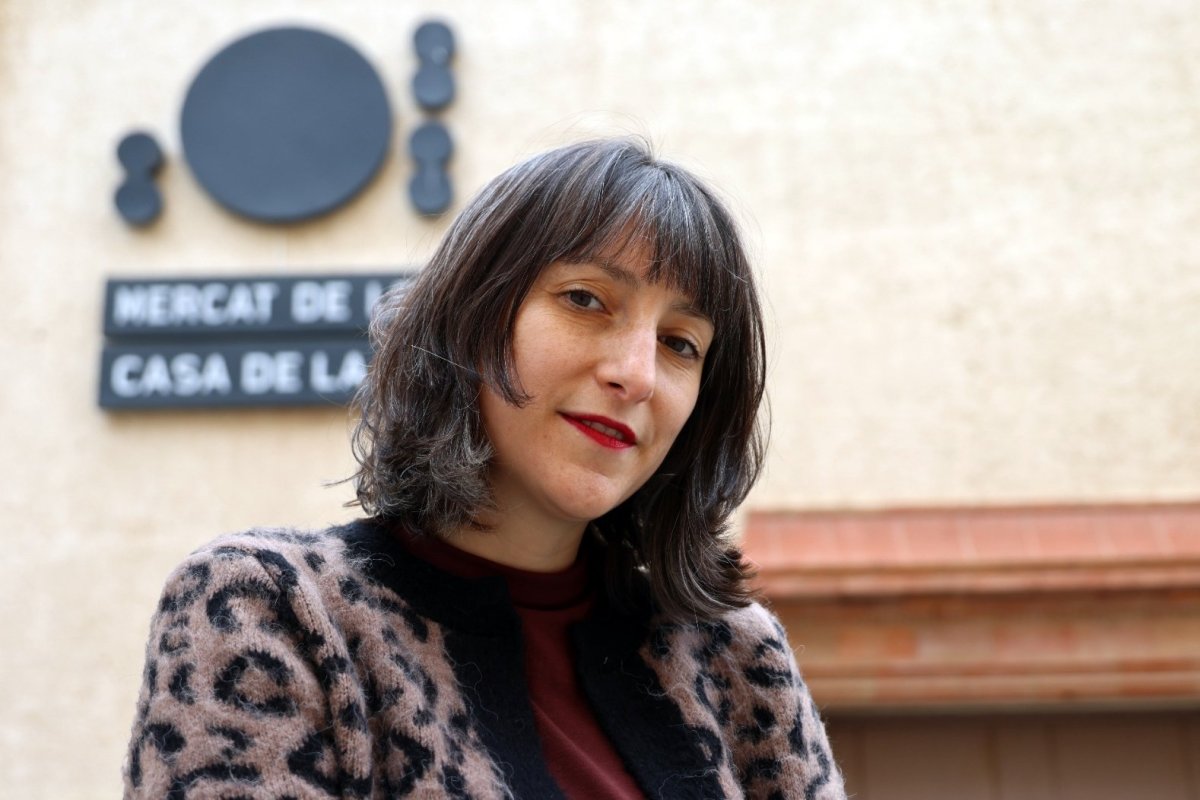 <p>María José Cifuentes, chilena a cargo de casa de la danza en Barcelona: "Aquí la creación es algo que no se cuestiona”</p>