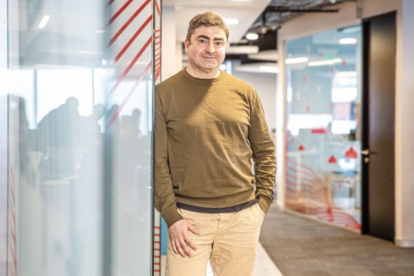 El recorrido del fundador de la fintech que firmó la compra del negocio de tarjetas de La Polar