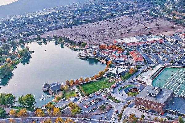 El retail se vuelca sobre Chicureo ante el auge inmobiliario que vive el sector y su alto nivel de gasto
