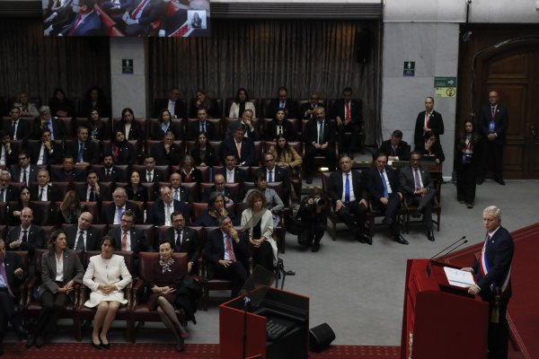 Kast empujará la ley de Transferencia Tecnológica y aboga por "diseñar y entrenar" IA en Chile