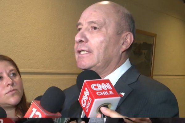 <p>Ahora en DF | Ley de reactivación: Quiroz analiza no reponer el polémico artículo sobre inteligencia artificial</p>