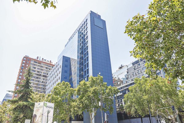 SMU adquiere el edificio corporativo de Provida y trasladará sus oficinas a Pedro de Valdivia 100 en Providencia