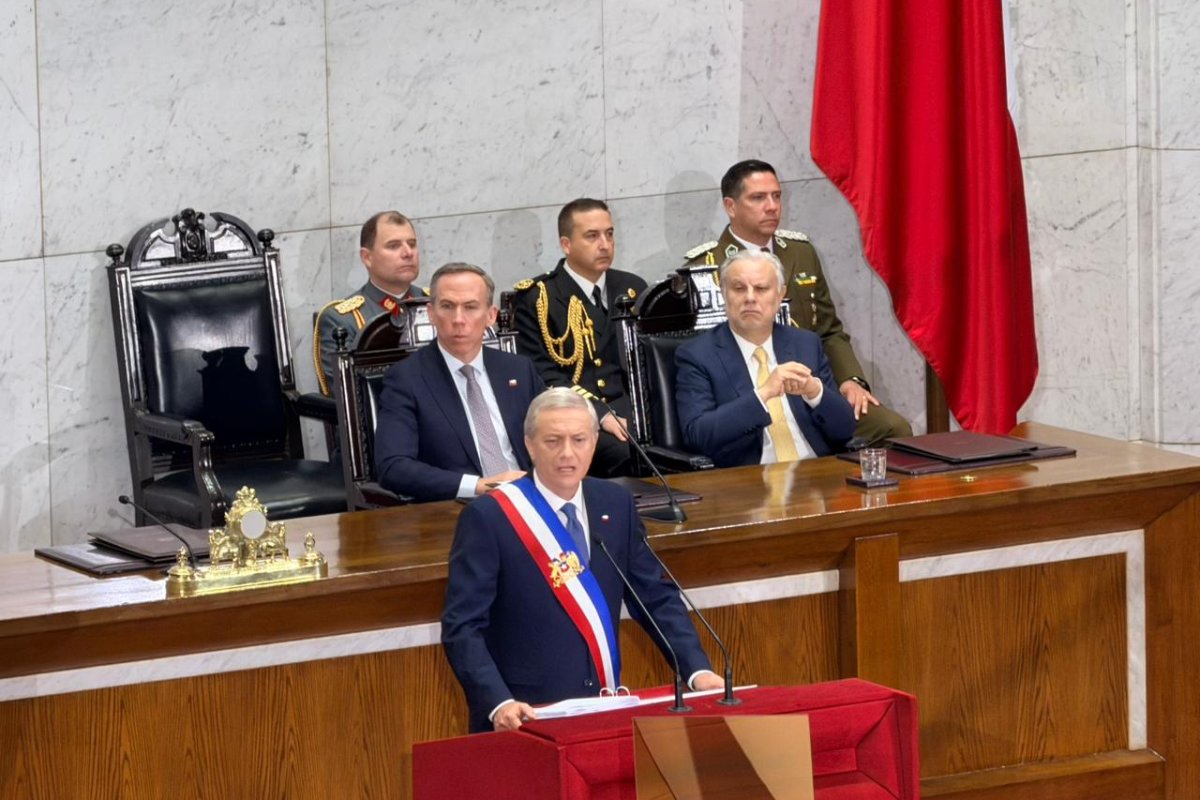 <p>Financial Times: el gobierno de derecha de Chile busca un nuevo comienzo tras una luna de miel perdida</p>