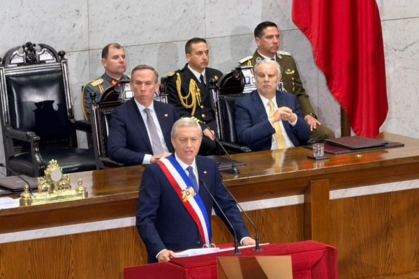 Financial Times: el gobierno de derecha de Chile busca un nuevo comienzo tras una luna de miel perdida