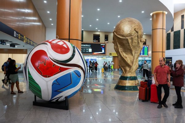 Chile no va al Mundial, pero los chilenos sí: un 49% de los viajeros prioriza visitar las ciudades anfitrionas