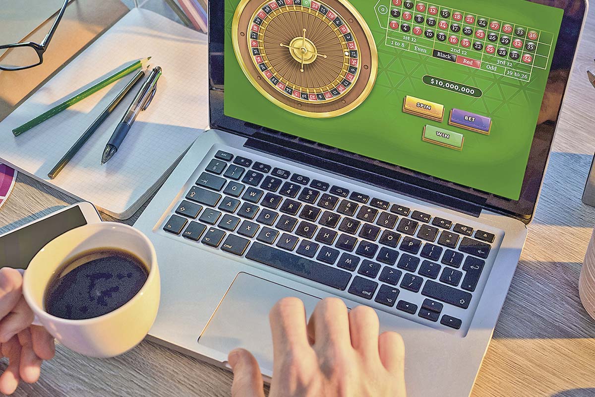<p>Tecnología DNS y mesa público-privada: Subtel propone hoja de ruta para bloqueo efectivo de apuestas online</p>