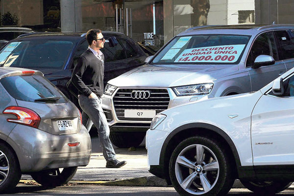 Financiera automotriz BK sale al mercado a levantar $ 60 mil millones para expandir sus operaciones en Chile y Perú