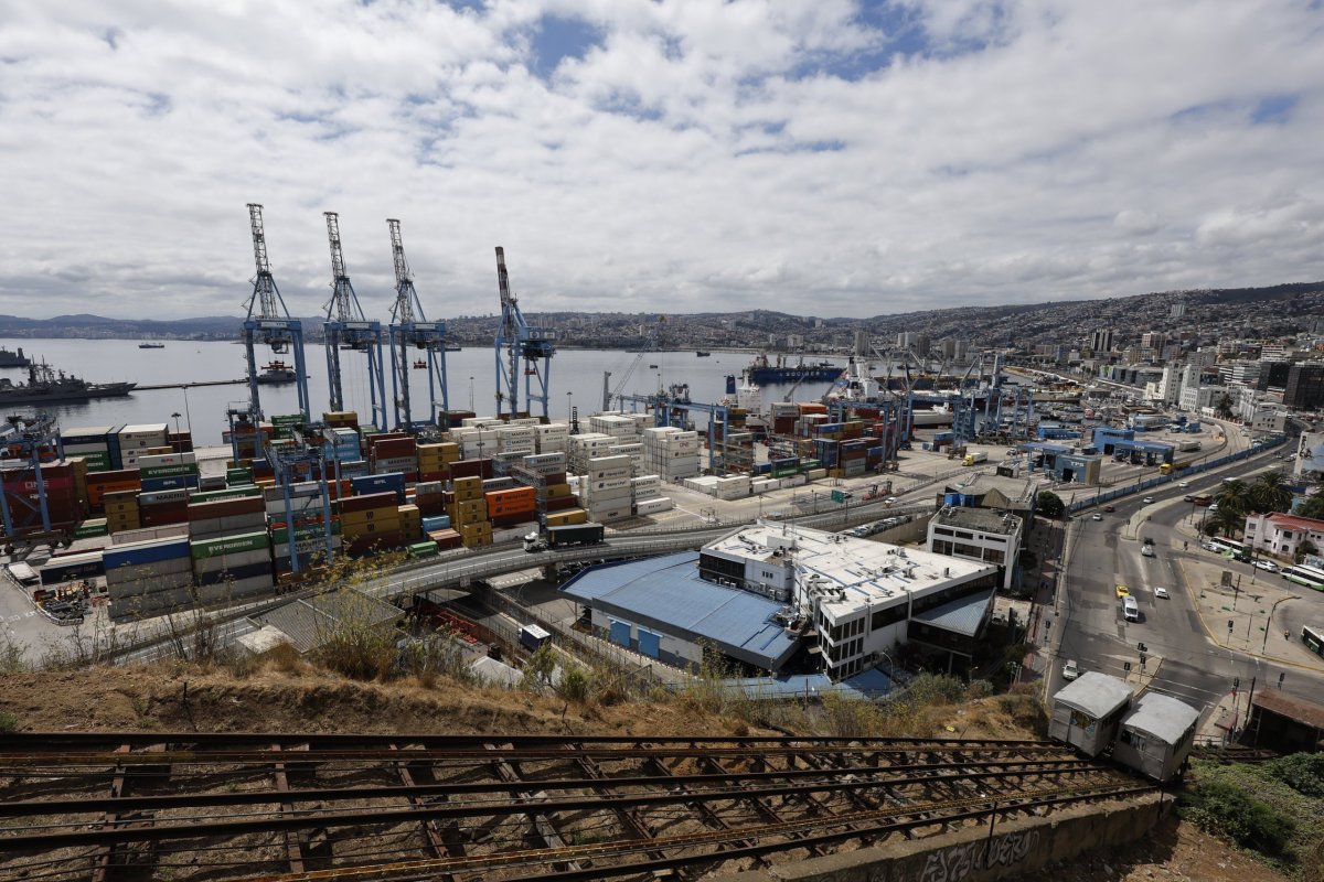 <p>Foto: Puerto de Valparaíso. Crédito: Aton</p>