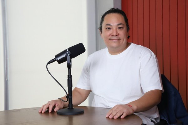 Factura US$ 34 millones y pocos lo conocen: San Feng, el chileno taiwanés detrás de Haulmer