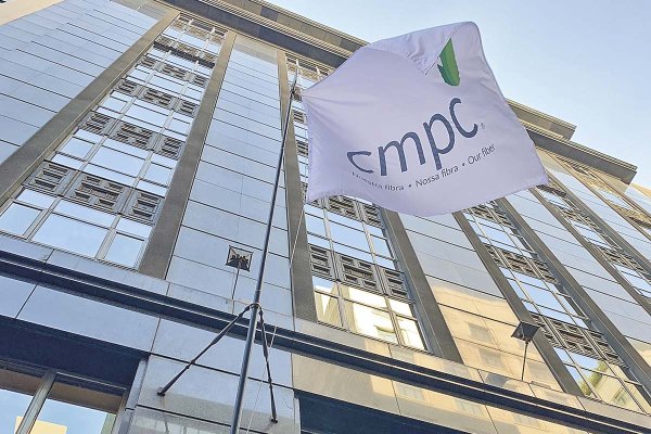 CMPC prepara otra venta de hasta UF 10 millones en bonos híbridos antes de votar la mayor inversión de su historia