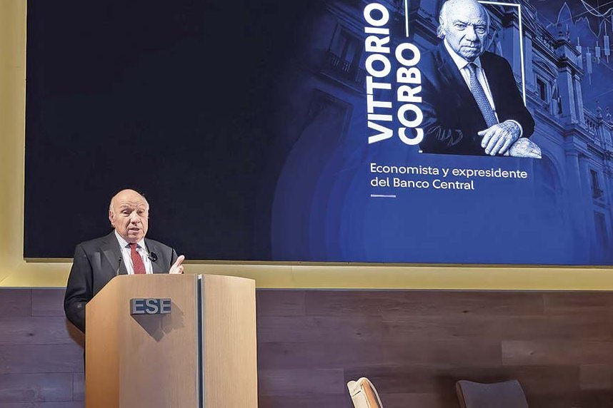 <p>El economista participó en un evento organizado por SURA Investments por los primeros 100 días de gobierno.</p>