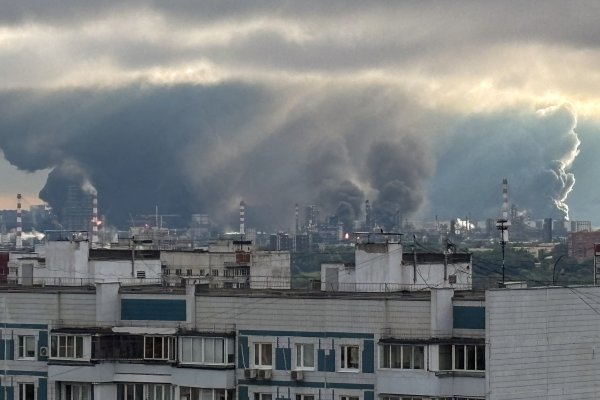 Ucrania golpea a Moscú con el mayor ataque con drones de su historia