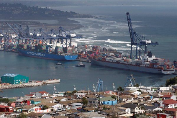 CAF otorga crédito por US$ 50 millones para iniciar las obras habilitantes del Puerto Exterior en San Antonio