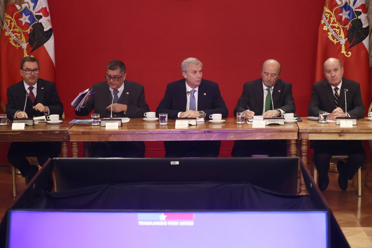 <p>En consejo de gabinete y en semana clave, Kast llama al Congreso a aprobar la idea de legislar de la ley miscelánea</p>