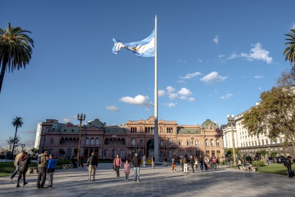 La economía argentina creció 2,3% anual en el primer trimestre, superando las expectativas