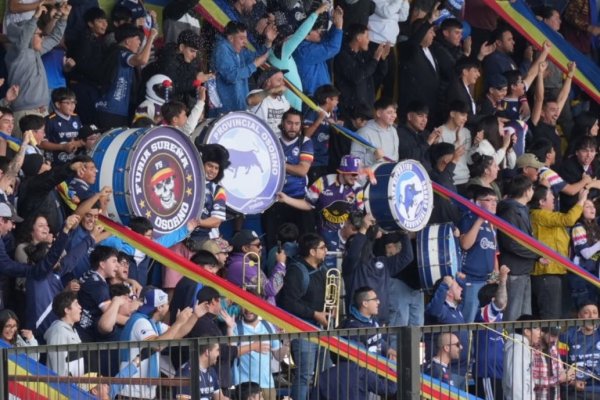 Entradas más caras con bufanda de regalo y una cuenta para aportes: el plan de Provincial Osorno para pagar la deuda con Colo-Colo y evitar la quiebra