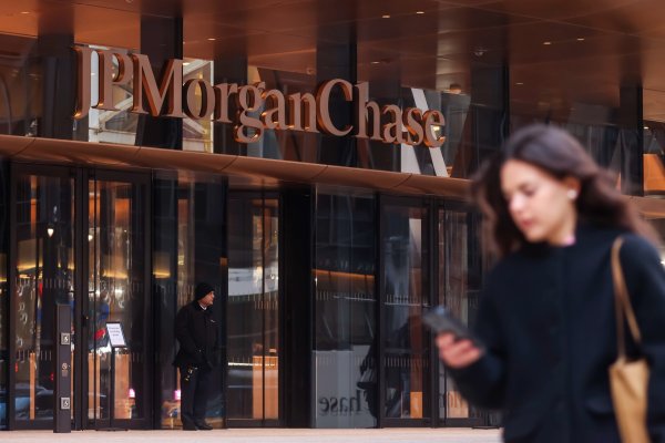 <p>Grandes bancos de EEUU pasaron el test de estrés de la Fed, pavimentando el camino para elevar dividendos</p>