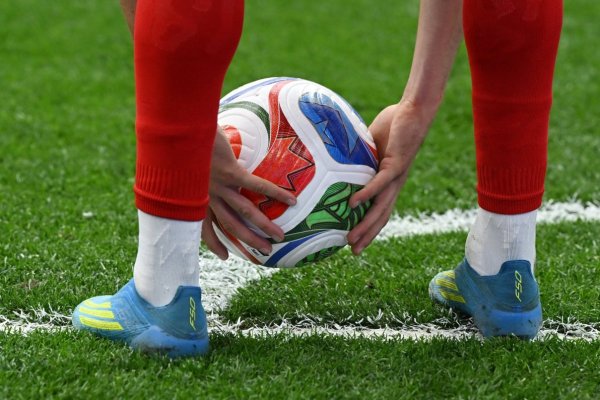 Adidas supera a Nike en impulso de las ventas por el Mundial