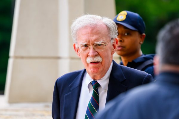 John Bolton, exasesor de seguridad de Trump, se declara culpable de retener ilegalmente información clasificada