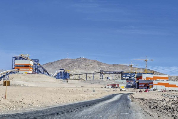 BHP invertirá US$ 1.500 millones en reabrir Cerro Colorado y que produzca por 20 años más