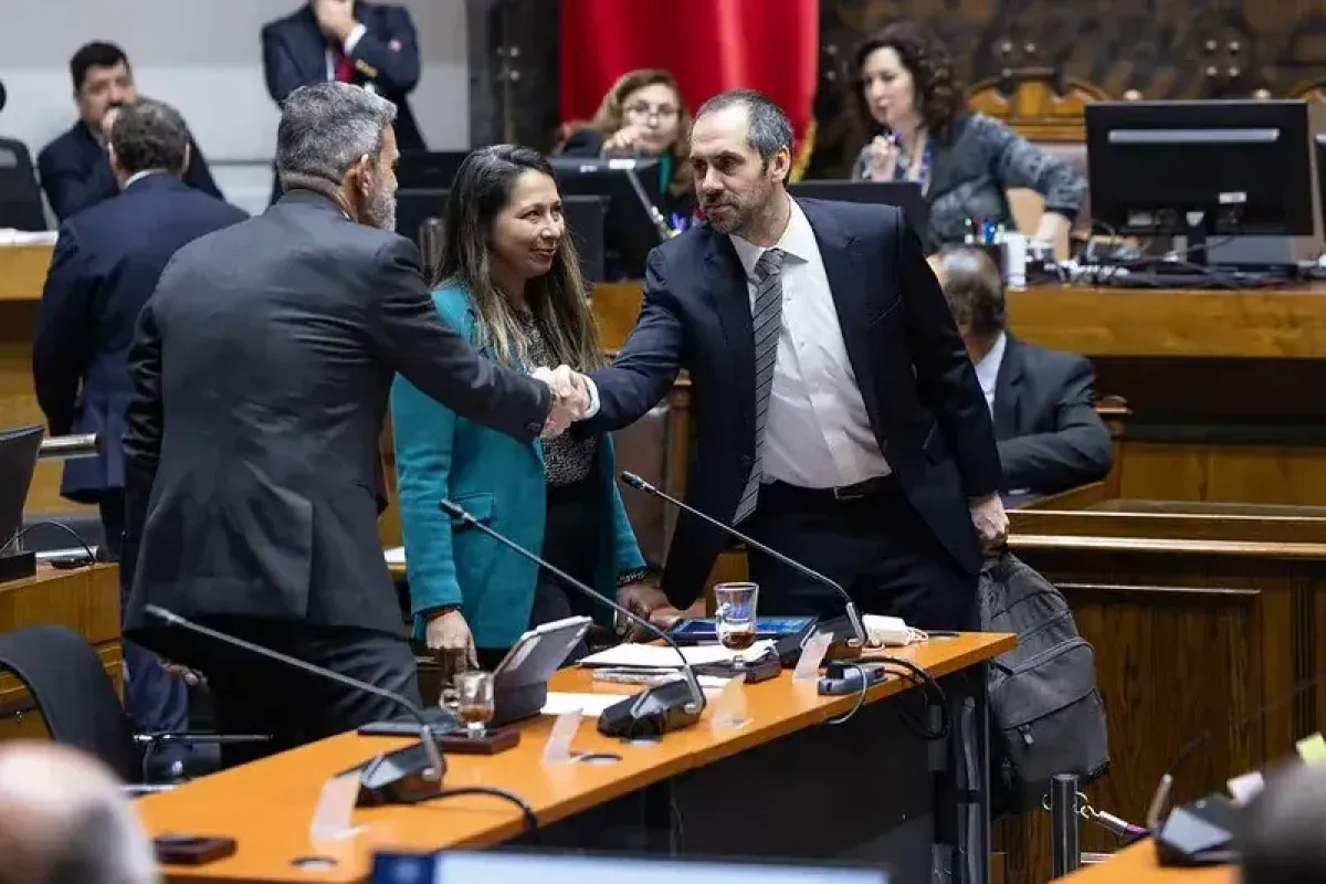 <p>Las secuelas que dejó en el oficialismo el fracaso de la AC contra Grau salpican al gobierno</p>