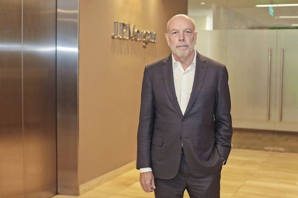 George Gatch, CEO de JPMorgan Asset Management: “Es uno de los momentos más difíciles para los inversionistas en décadas”