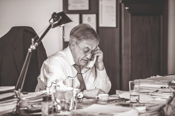 Cinco bodegas llenas de material y contando: los planes para el enorme Archivo Piñera