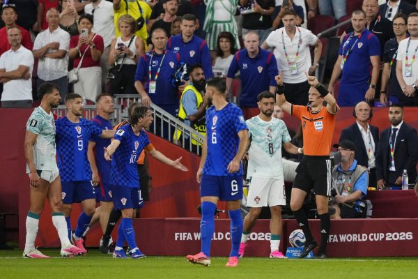 Cómo funciona la tecnología en el balón del Mundial que anuló el gol de Croacia y definió el paso de Portugal a los octavos de final