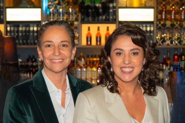 Quién es Caterina Dalbora Papa, la multifacética mano derecha de Francisca Ponce