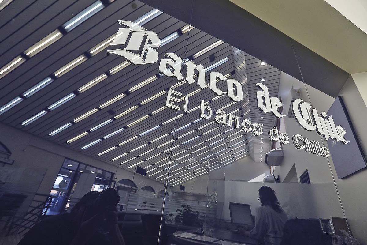 <p>Acciones de bancos vuelven a “conquistar” al mercado y cierran un sólido primer semestre en bolsa</p>