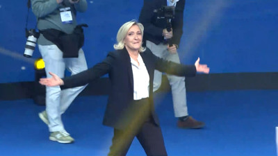 Ahora en DF | La Justicia de Francia condena a tres años de prisión y 15 meses de inhabilitación a Le Pen