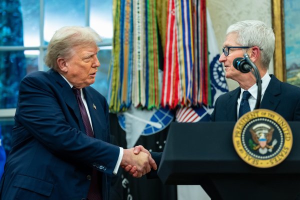 Apple comprará US$ 30 mil millones en chips fabricados en Estados Unidos a Broadcom