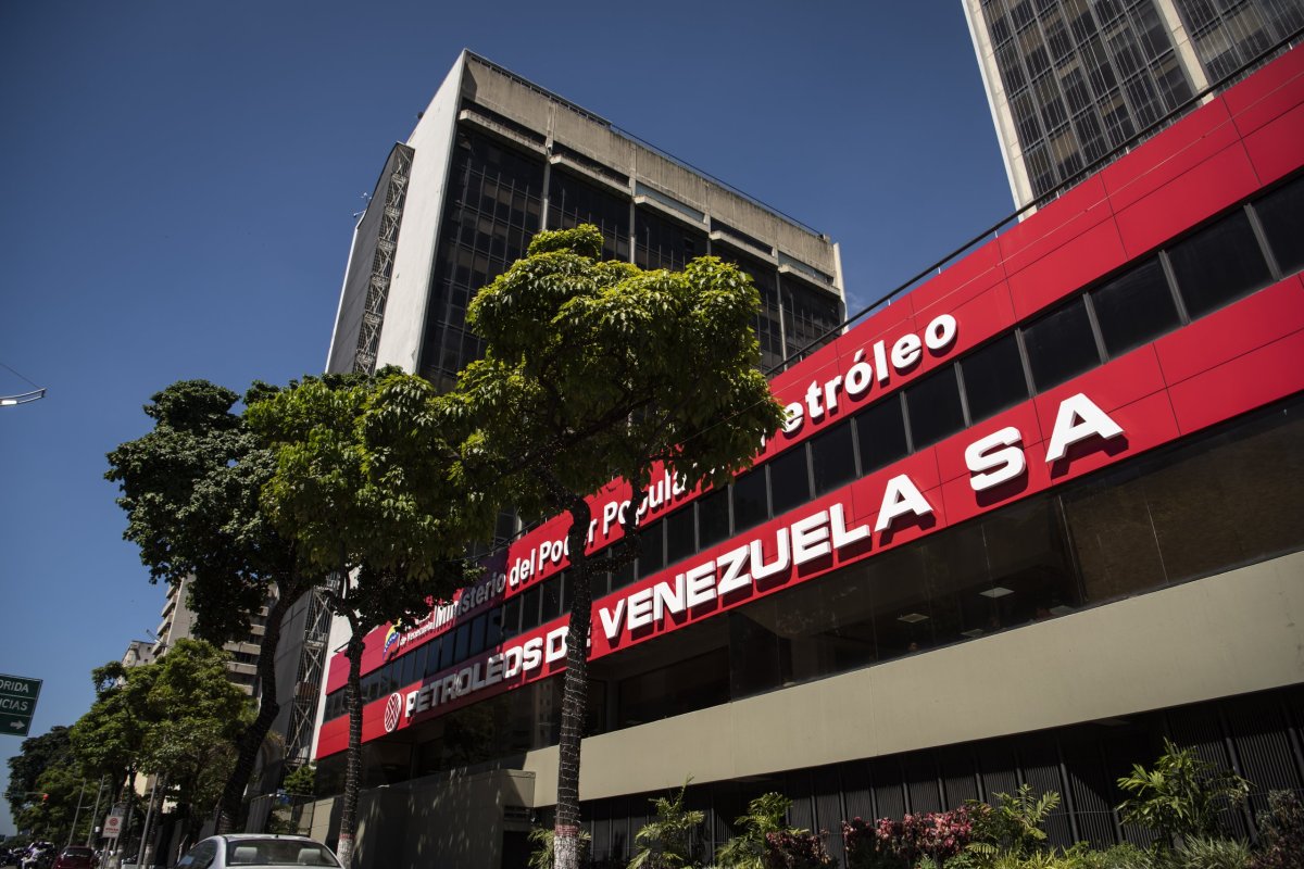<p>Venezuela desmantela el monopolio estatal petrolero bajo nuevas regulaciones</p>
