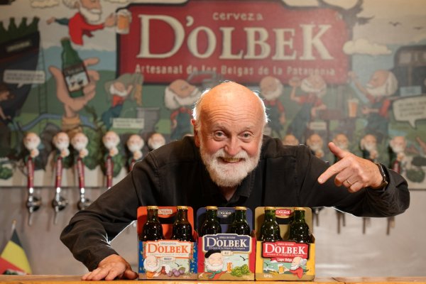 <p>Cervecera patagónica D'Olbek prepara lanzamiento de nuevas variedades y formatos y proyecta duplicar sus ventas para 2030</p>